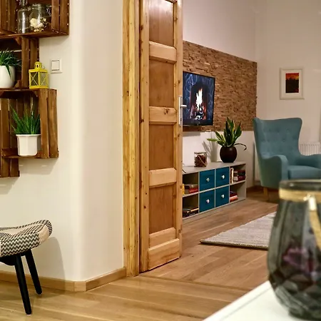 Vintage Quiet With Castle View Downtown בודפשט